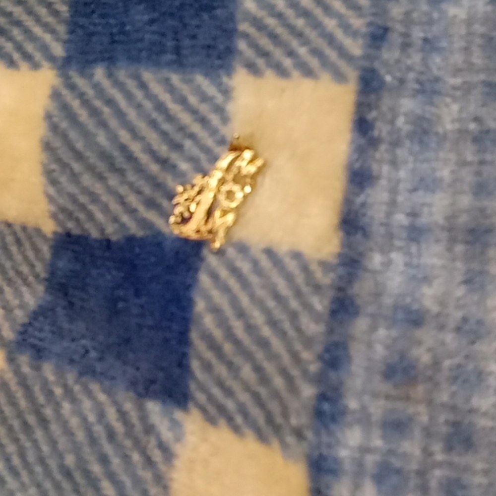 A mom pendant